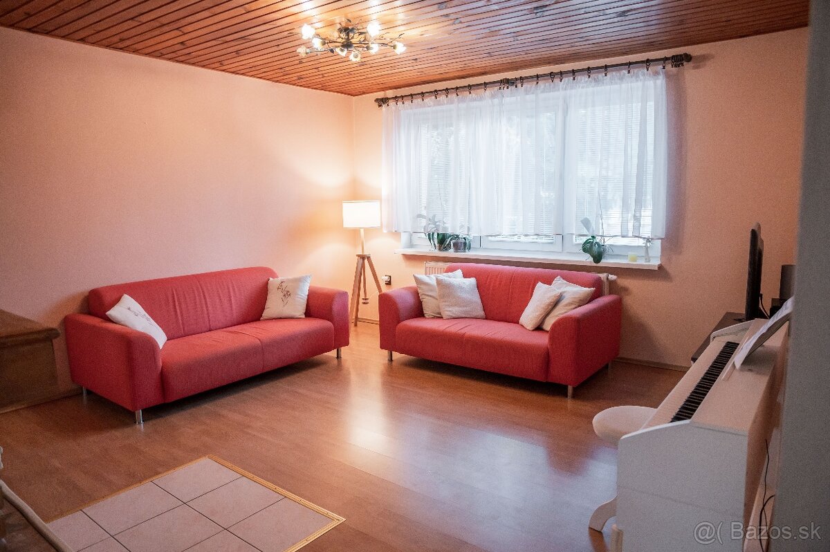 4-IZBOVÝ RODINNÝ DOM - ZÁVADA - 3