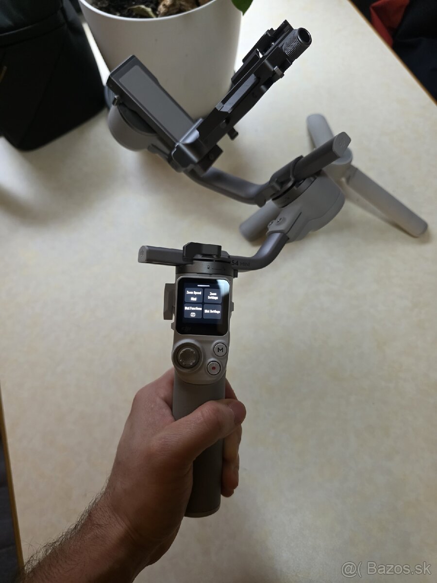 Stabilizátor DJI RS4MINI - 3