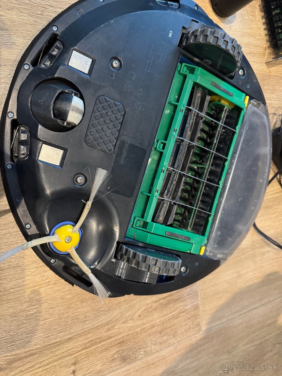 Predam roboticky vysavac iRobot 563 - 3