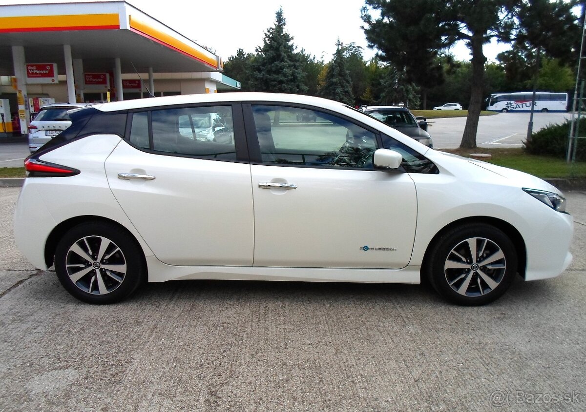 Nissan Leaf Acenta,automat,110kW kamera,navi,LED - 3