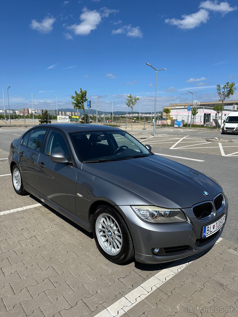 BMW 318d (E90) - 2010 - 3