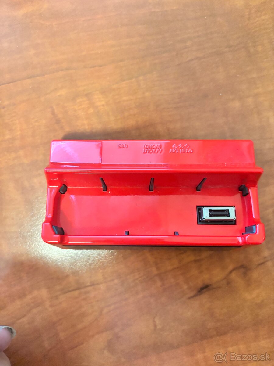 Olympus Ferrari Digital Model 2004 – limitovaná edícia - 3