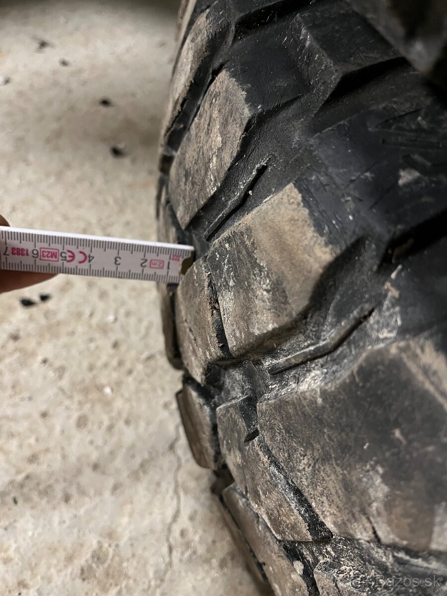 BF GOODRICH 31x10,5 r15 - 3