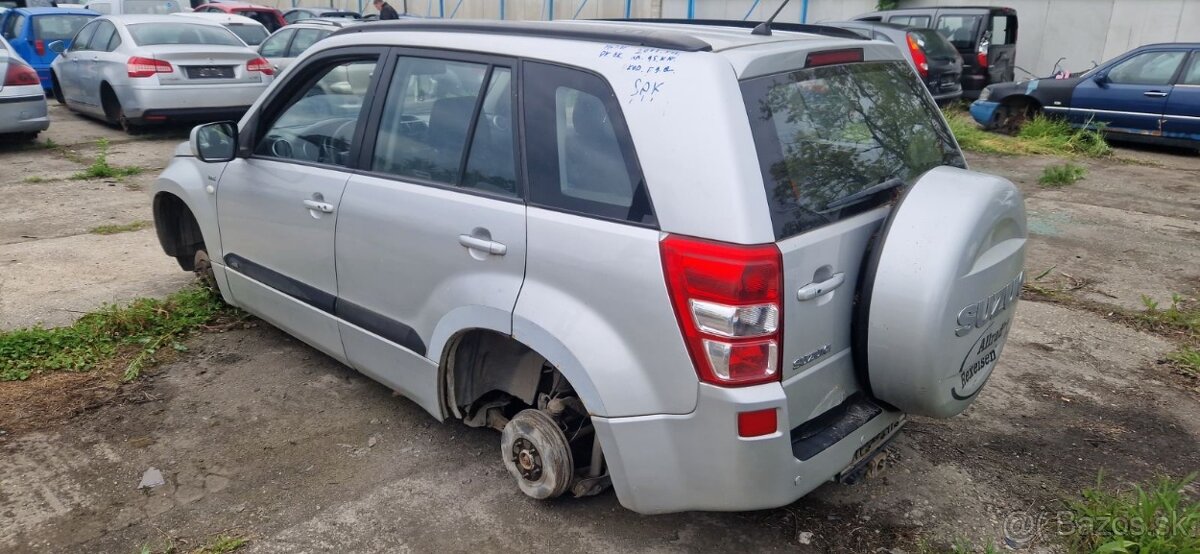 Lacno rozpredám Suzuki Grand Vitara JT na náhradné diely - 3
