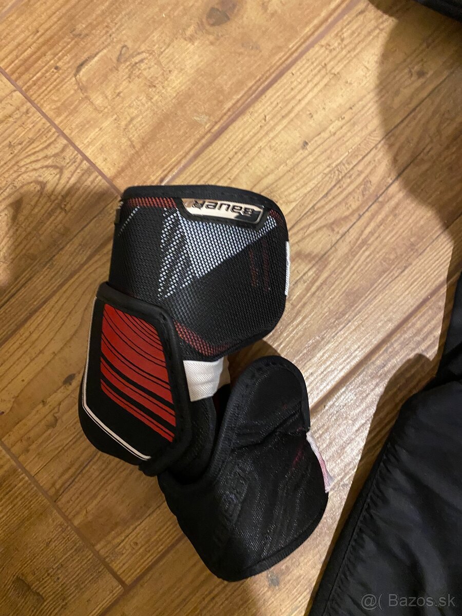 Hokejová výstroj BAUER - 3