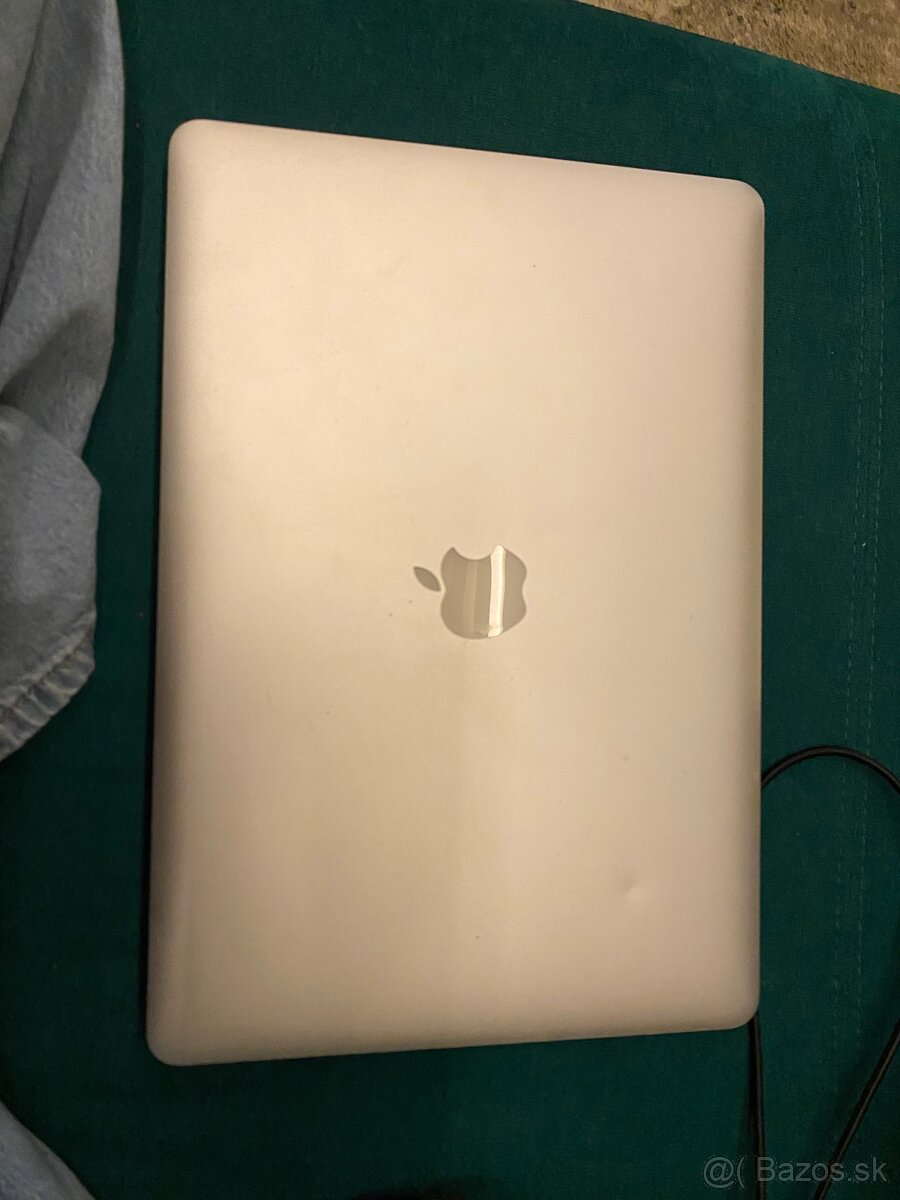 MacBook Pro - 3