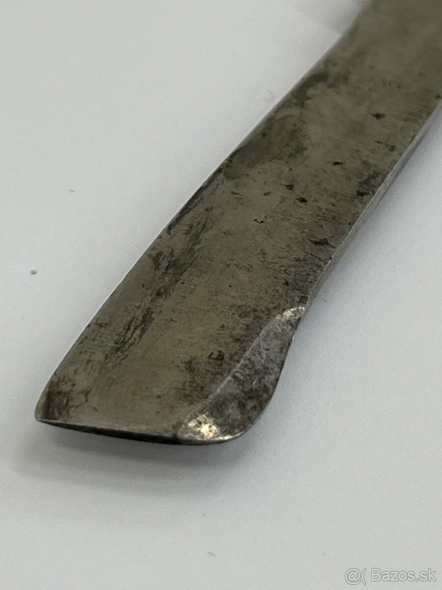 Vrúblovací nôž - 3