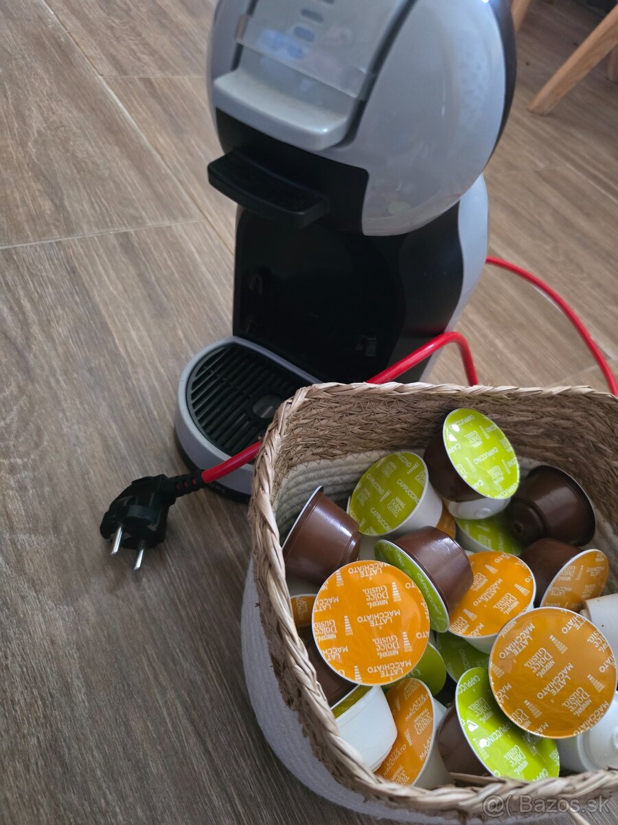 Kávovar Dolce Gusto s náplňami - 3