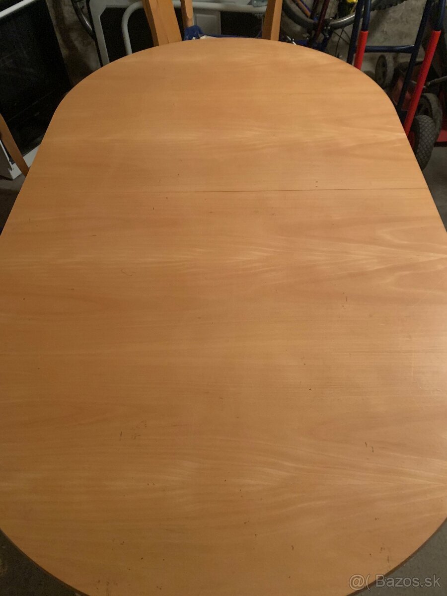 Jedálensky stôl so stoličkami - 3