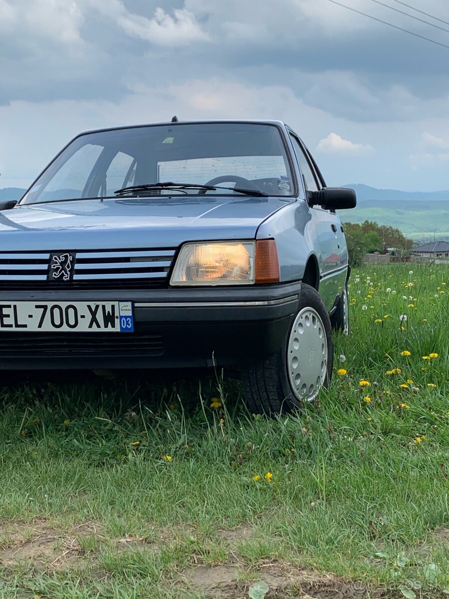 Peugeot 205 - 3