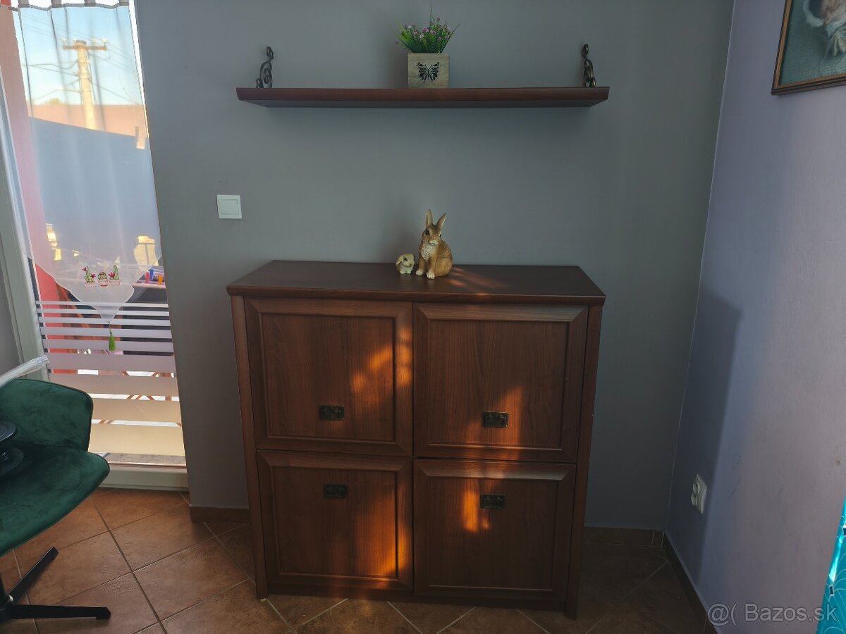 Jedálenský nábytok - 3