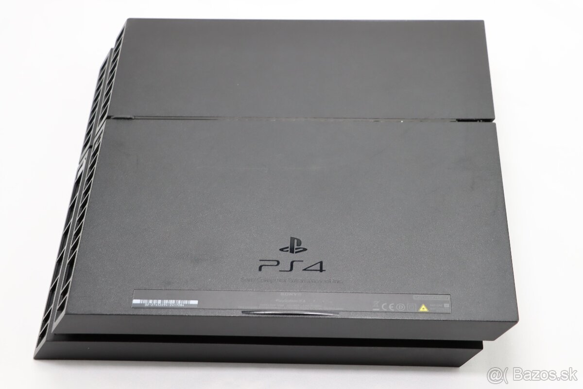 PS4 CUH-1216A + červený DualShock 4 - 3