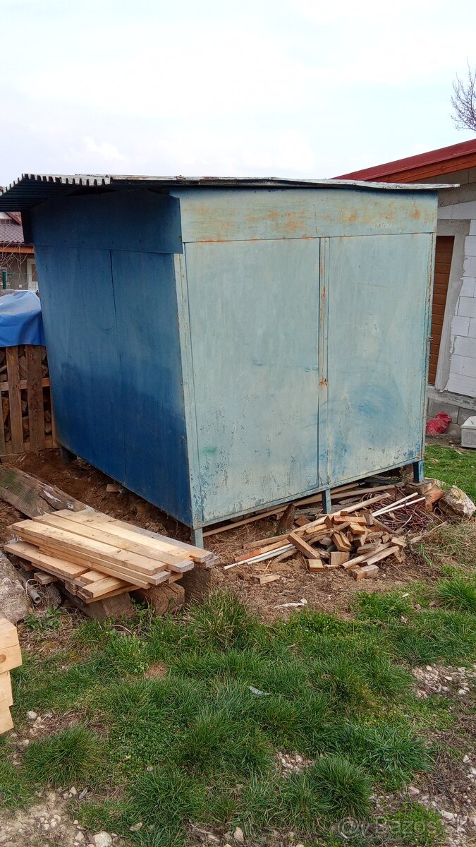 Stavebná plechová búda - 3