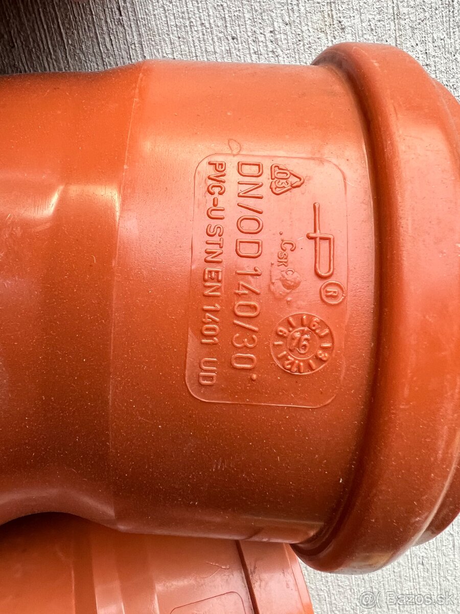 Kanalizačné PVC kolená, redukcie - 3