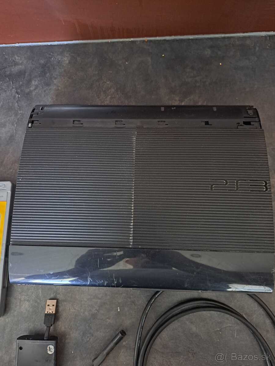 Sony PS3 slim silver funkčná. - 3