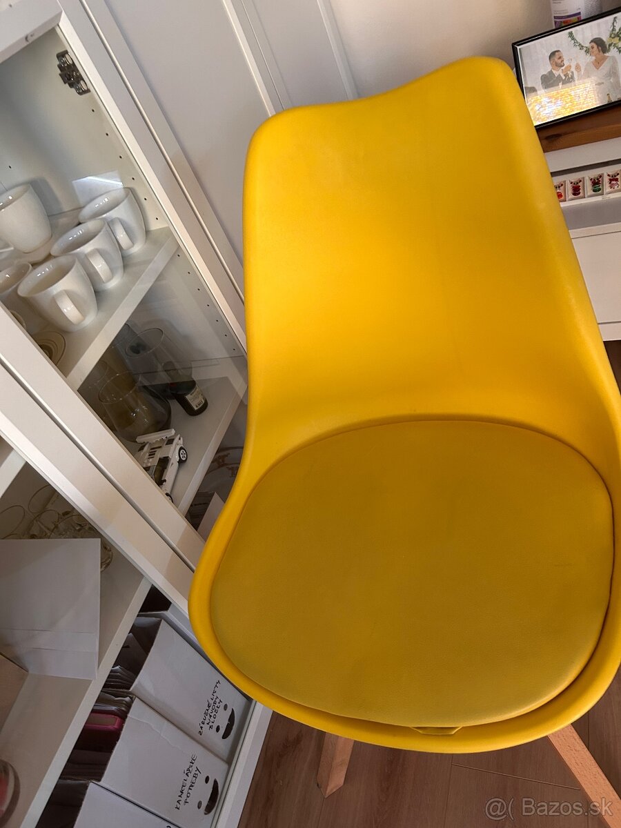 Žlté drevené stoličky 2ks - 3