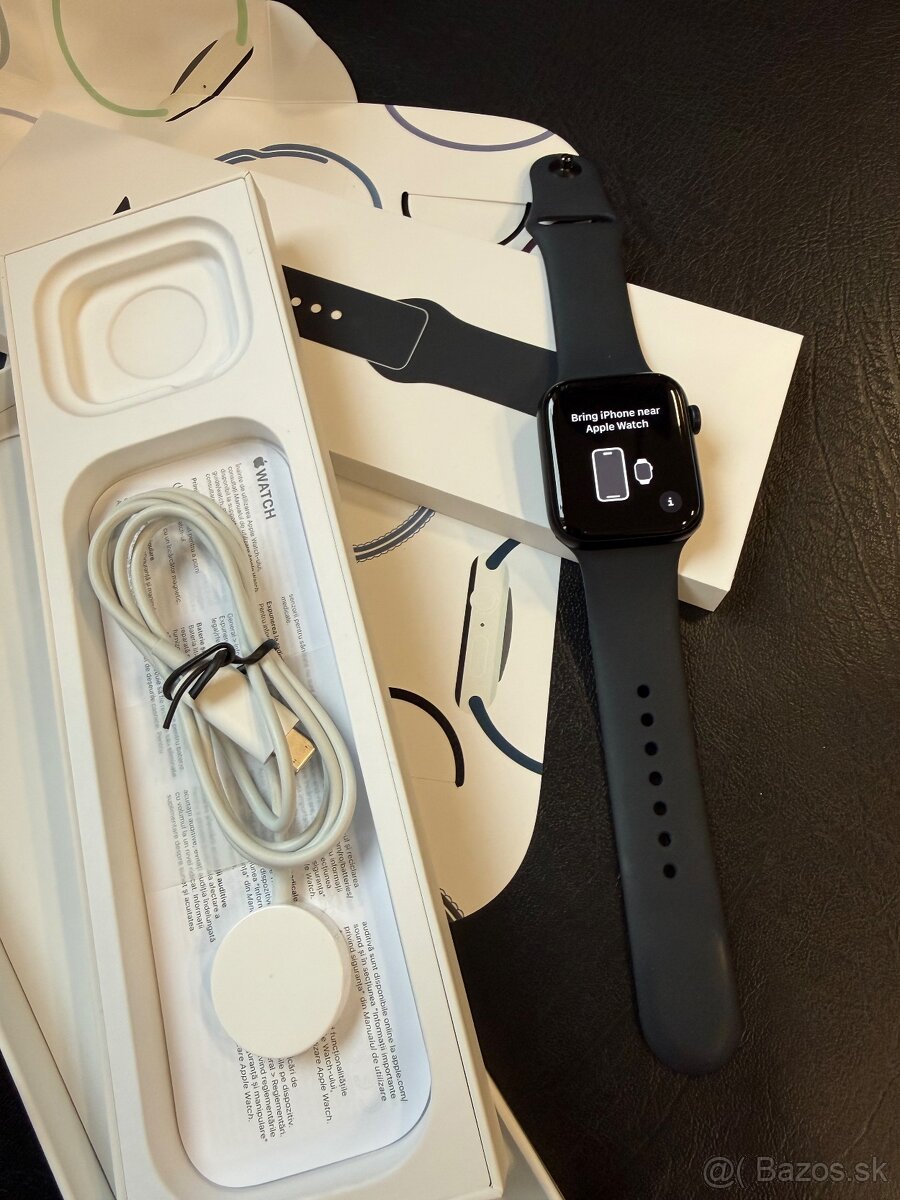 Apple Watch SE 2.gen // model 2025 // 44mm - 3