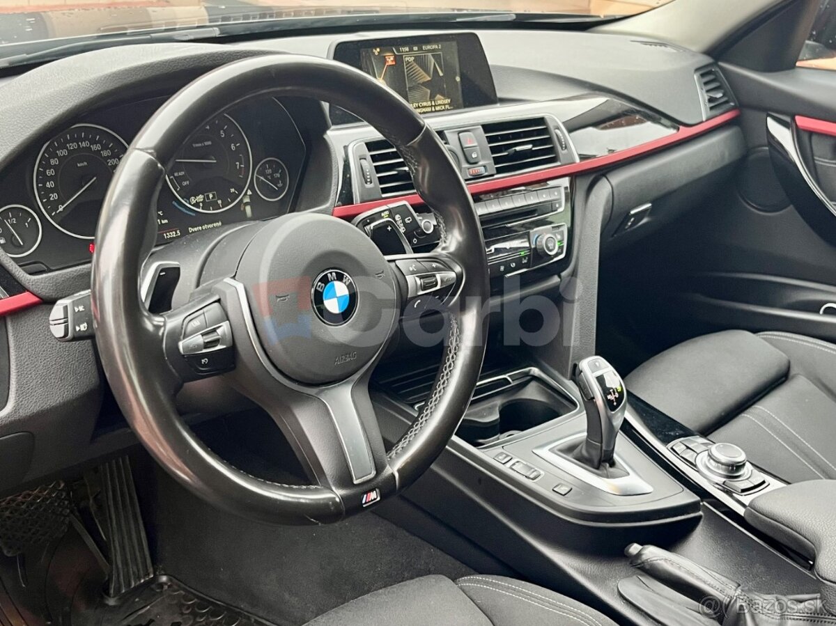 BMW Rad 3 Touring 320i xDrive M Sport - 3