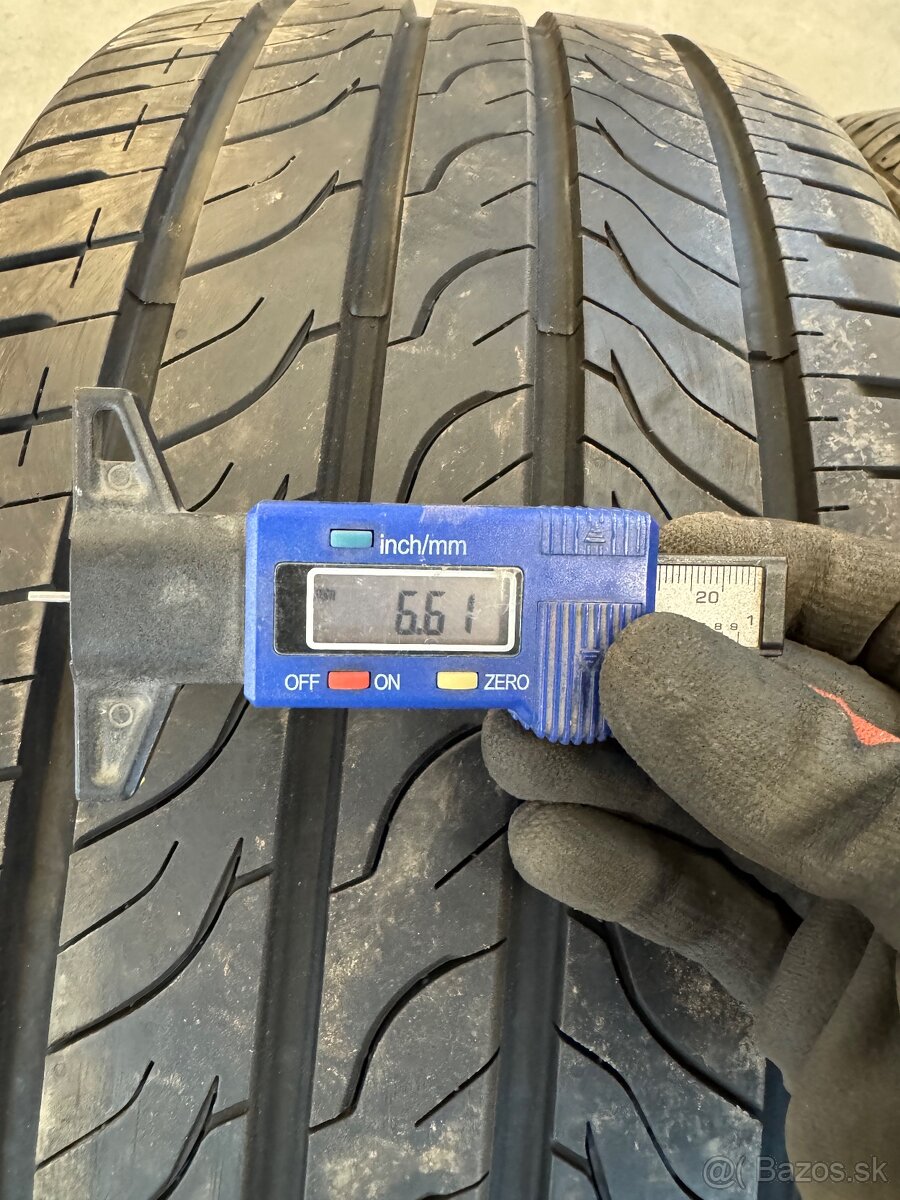 Letné pneumatiky 275/40R22 - 3