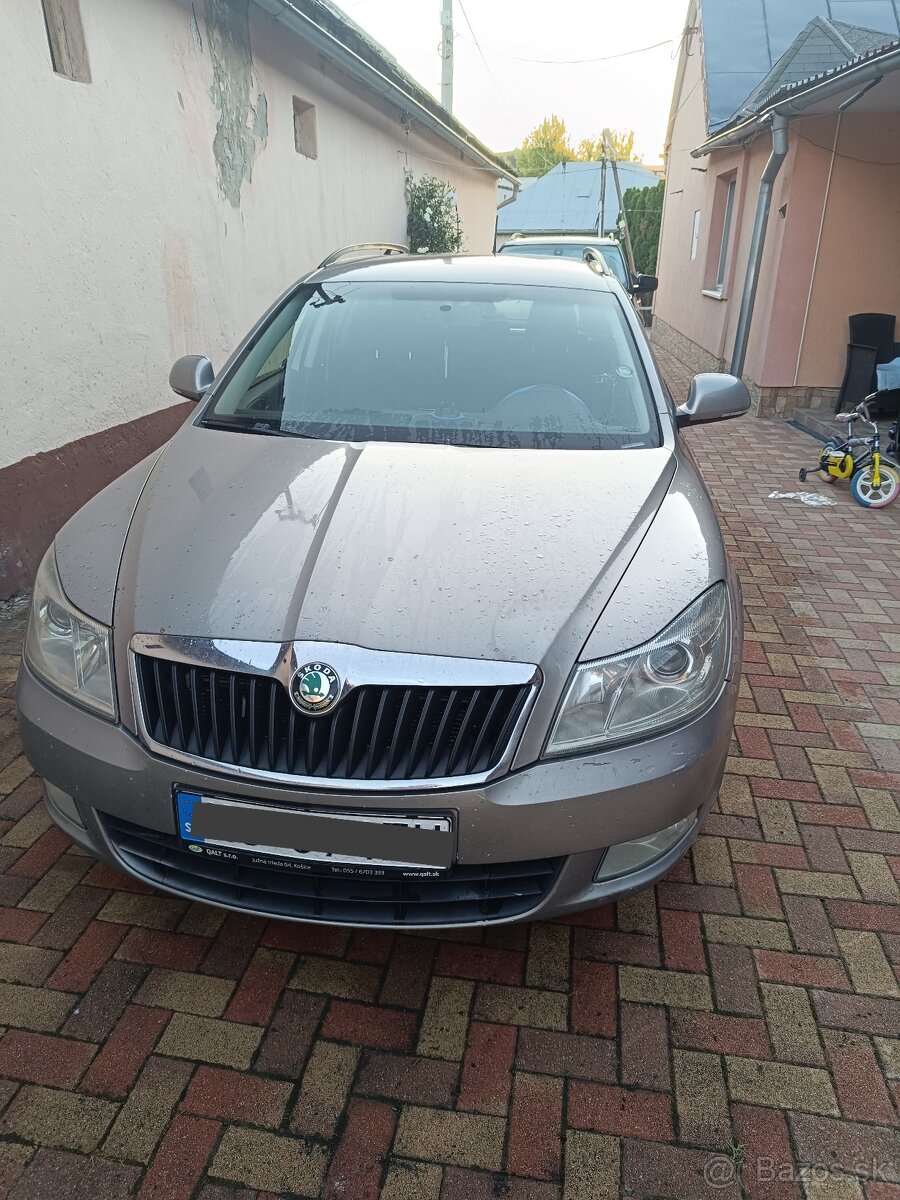 Škoda Octavia 2 facelift combi - 3
