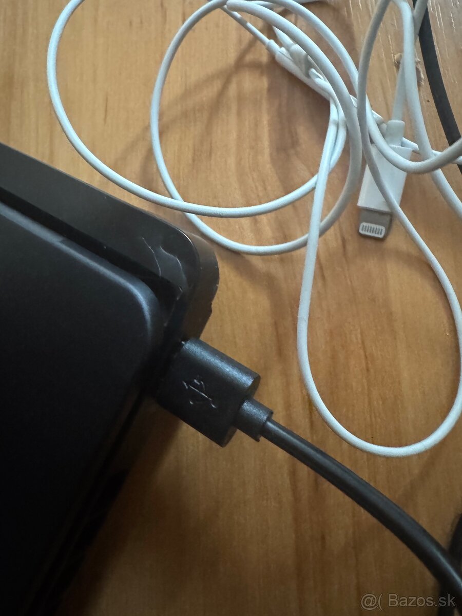 ZNÍŽENÁ CENA Herný notebook z podporou AI - 3