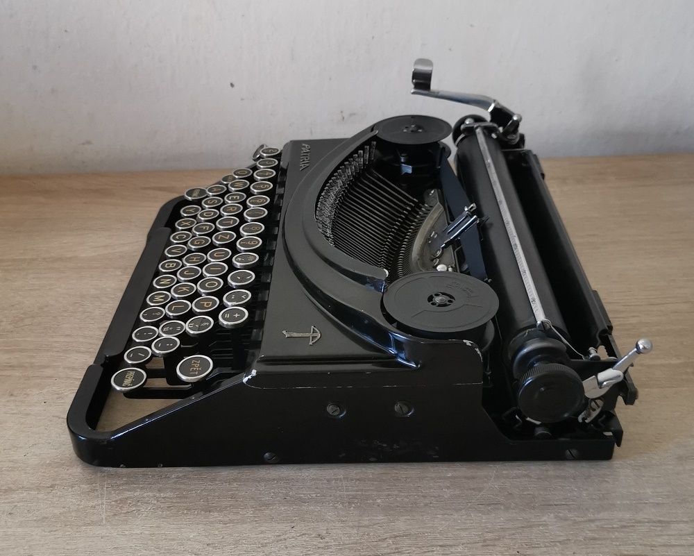 Starožitný švajčiarsky písací stroj PATRIA z roku 1938 - 3