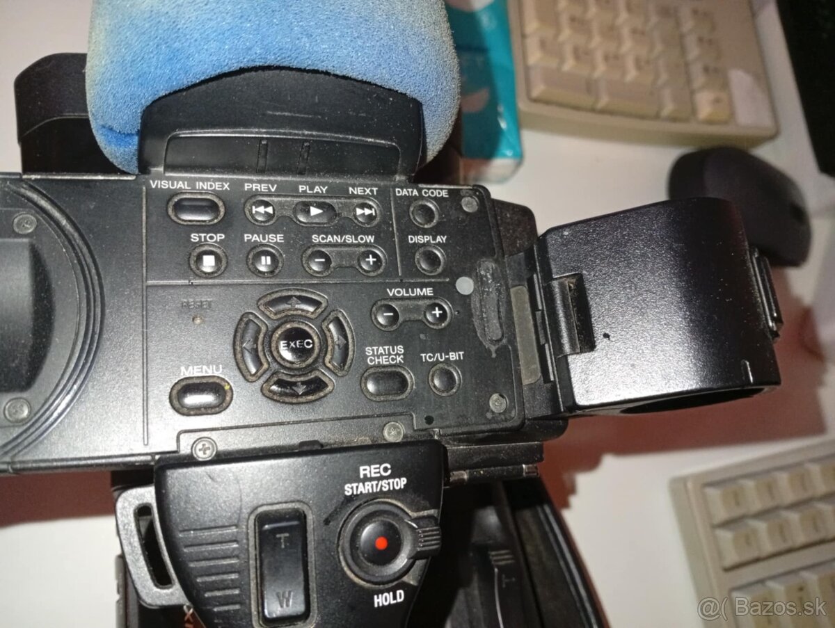 SONY HXR-NX3 – výborný stav - 3