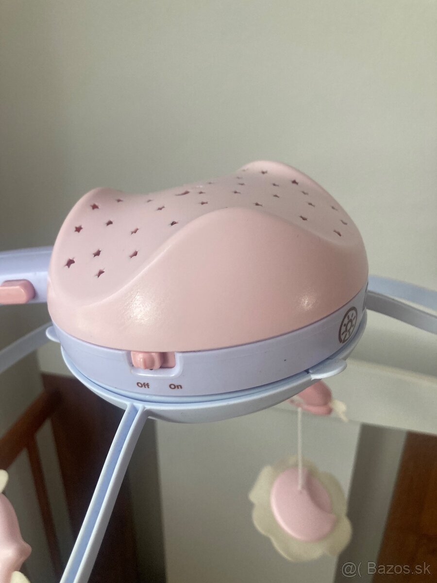 Kolotoč na postielku Infantino 3v1 - 3