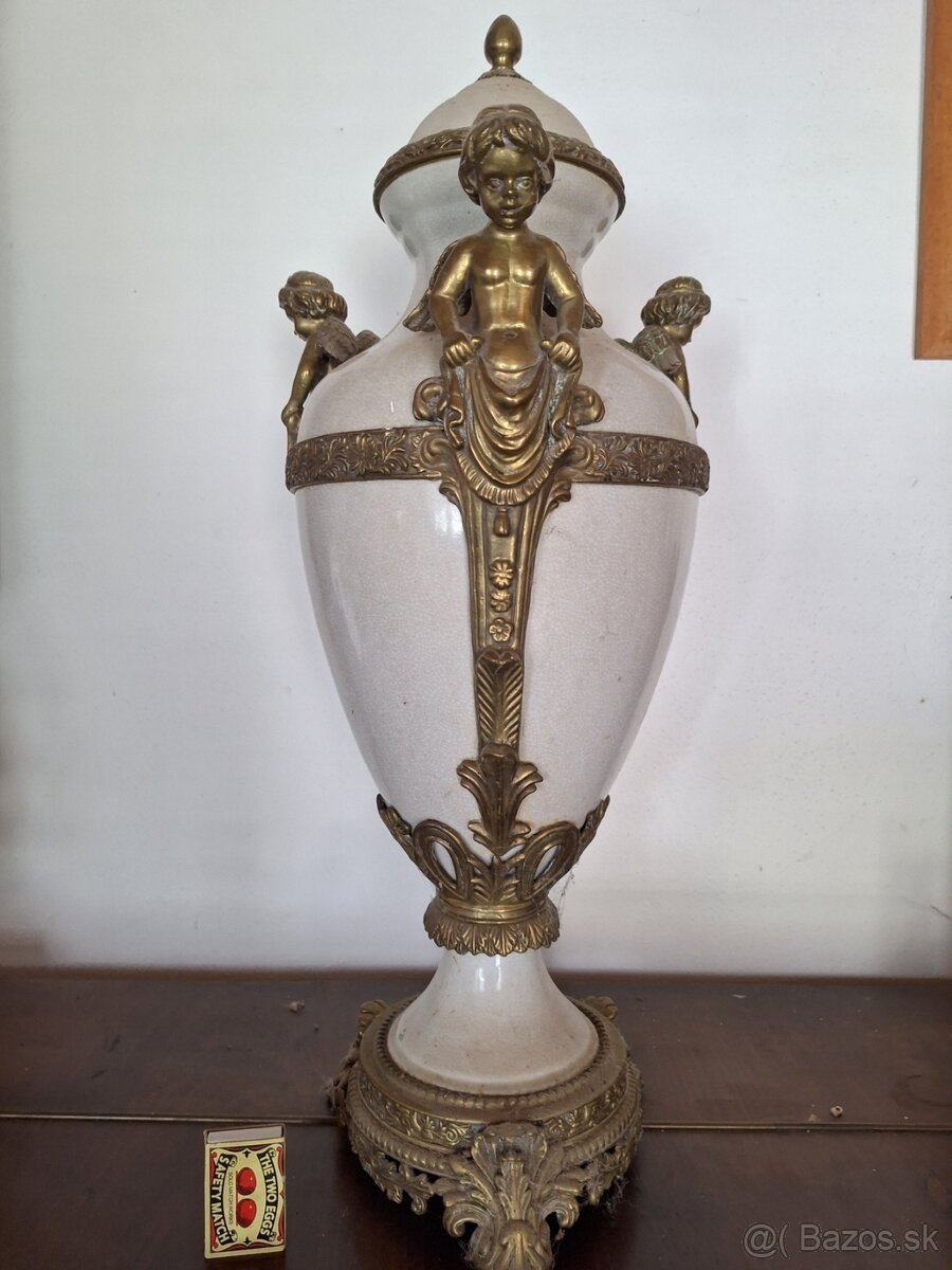 Porcelánová váza - 3