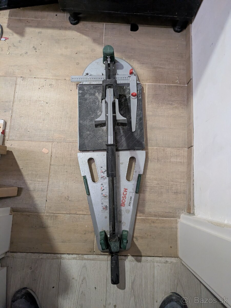 Rezačka na dlažbu Bosch 640 - 3
