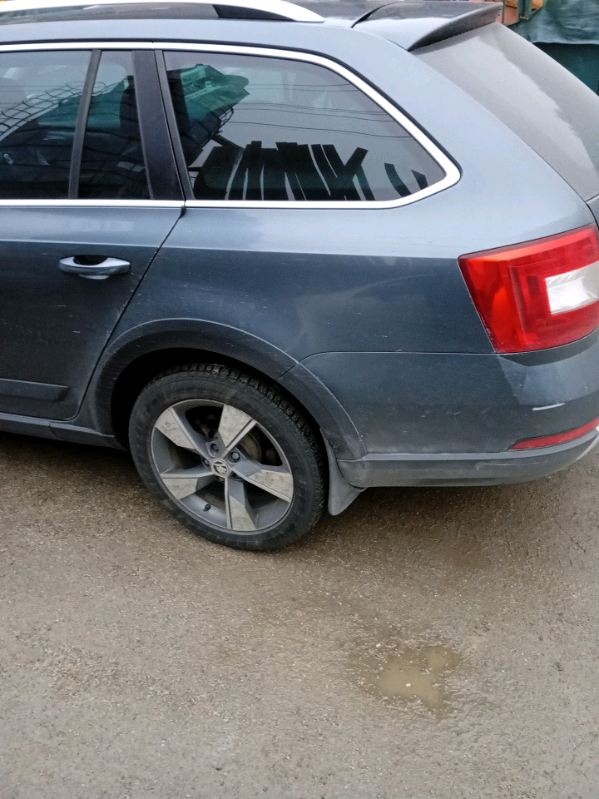 Rozpredám Škoda Octavia 3 Scout - 3