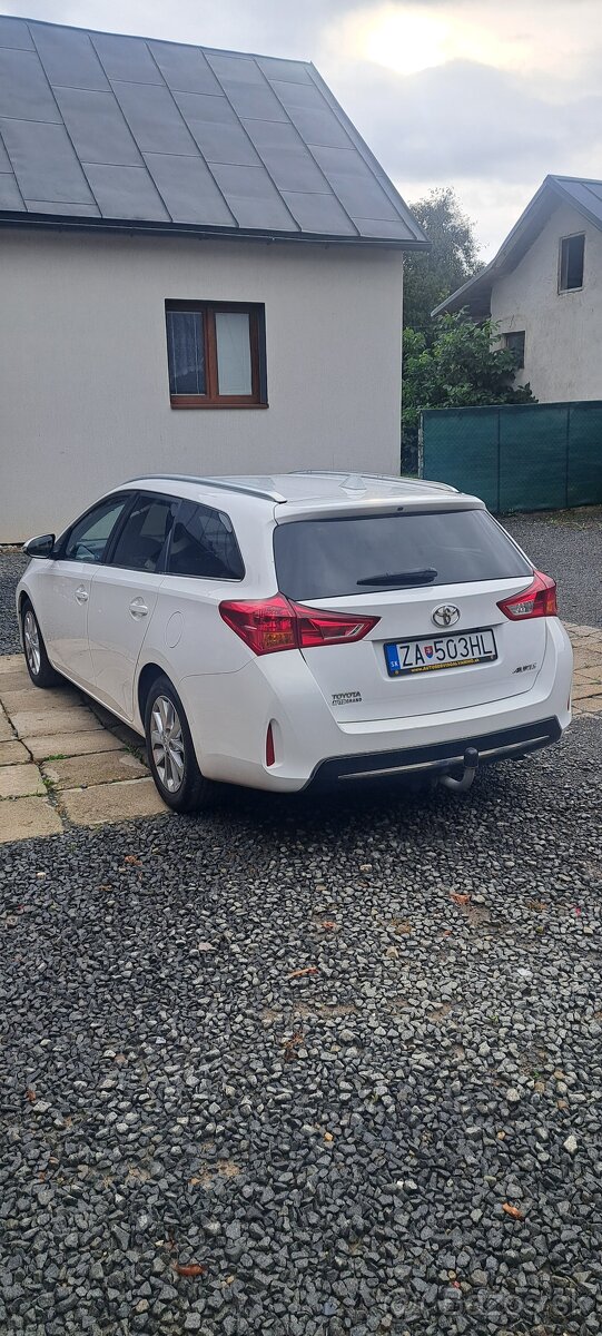 Toyota Auris 1,4 d- 4d, 66kw - 3