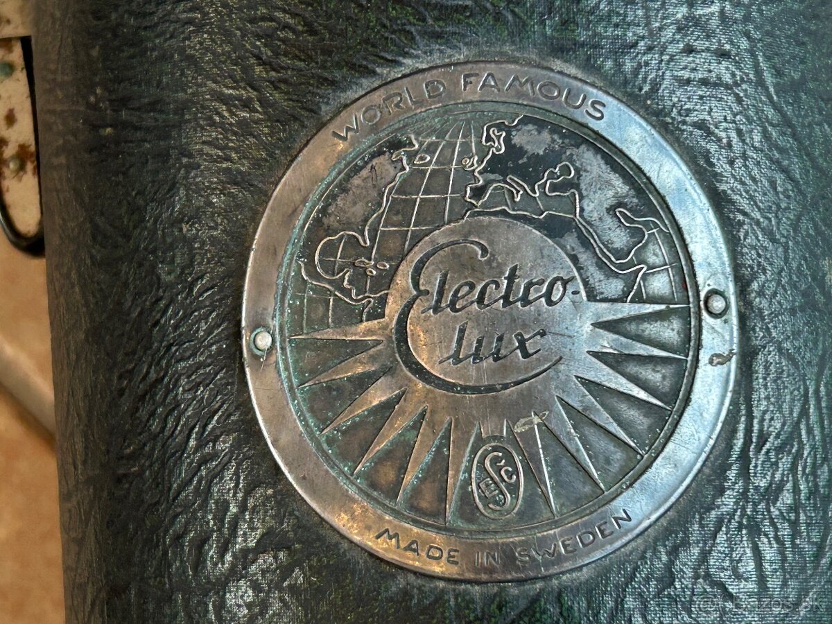 Prvý na svete ELECTROLUX Model XII 1930-1937 - 3