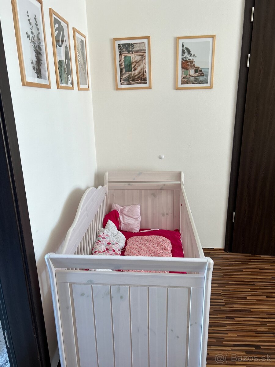 Postieľka s prebalovacim pultom z masivu - 3