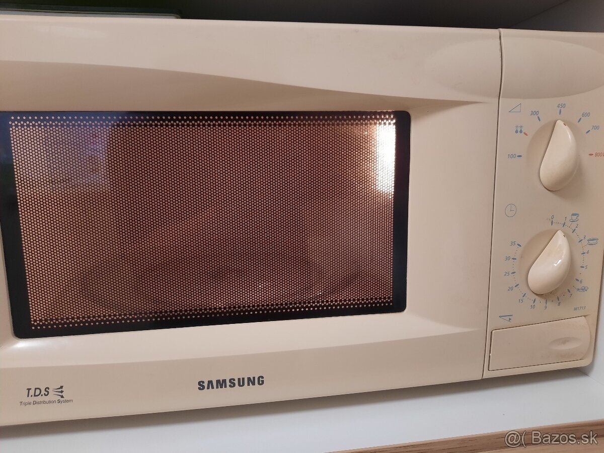 Predám mikrovlnnú rúru - 3