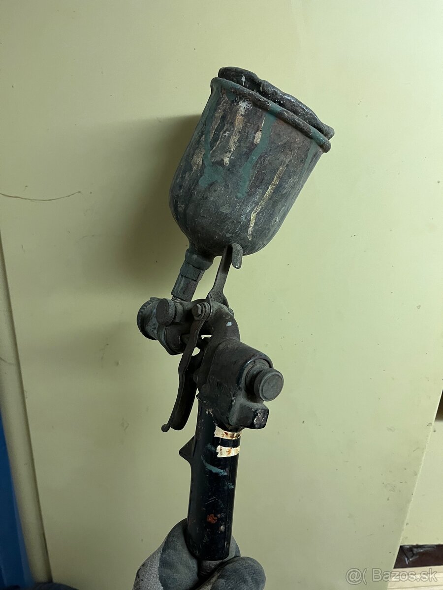 Striekacia pištoľ - 3