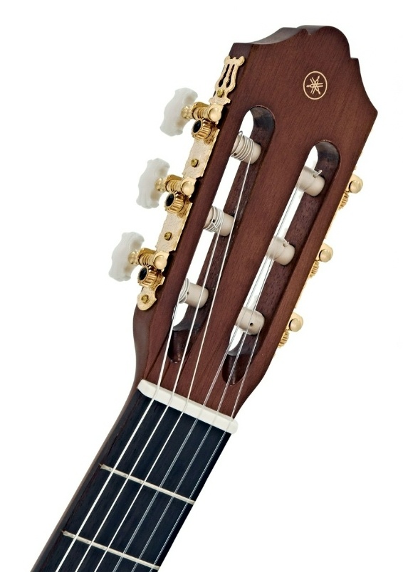 Klasická gitara Yamaha C70, 4/4 - 3