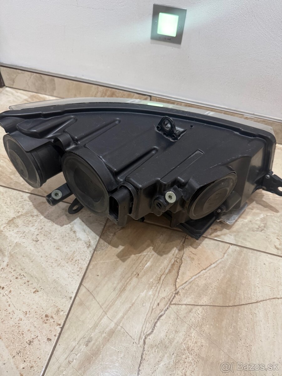 Svetlá Skoda Superb 2 Xenon predfacelift PP PĽ - 3