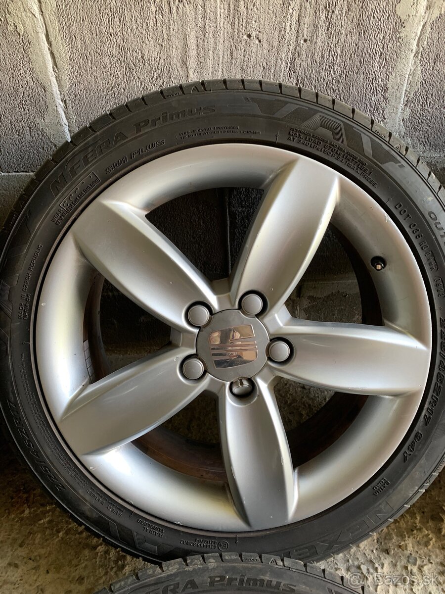 Seat 5x112 R17; 225/45 R17 - 3
