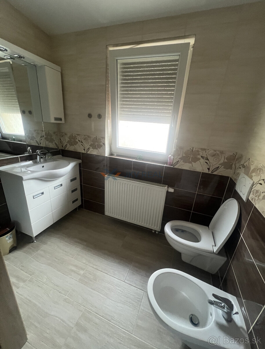 Na prenájom 3-izb byt v centre Pezinka s parkovacím miestom – foto 3