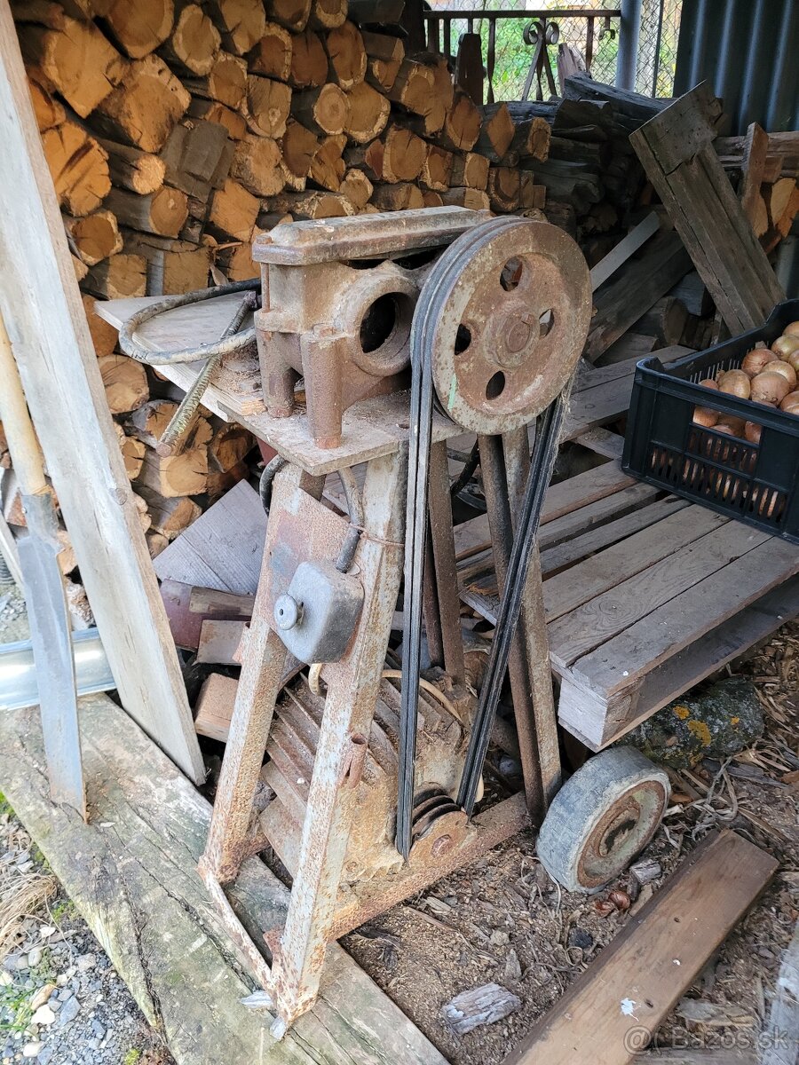 Štiepačka na drevo - 3