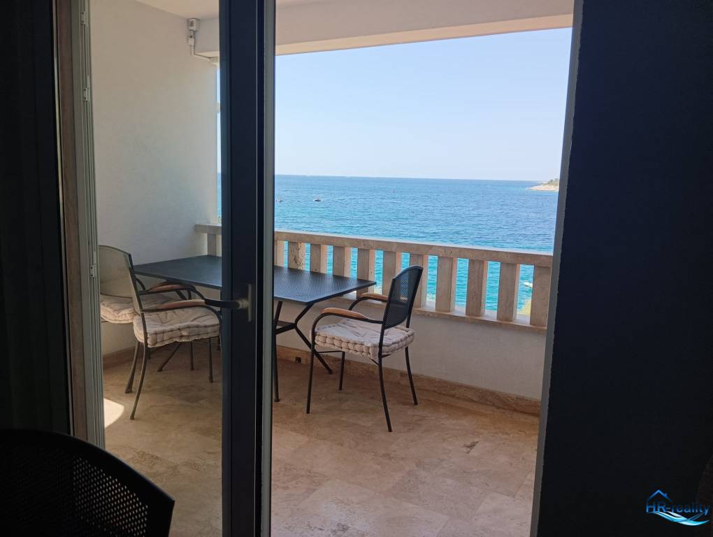 ☀ Rogoznica HR) – Rodinné sídlo priamo na pláži ☀ - 3