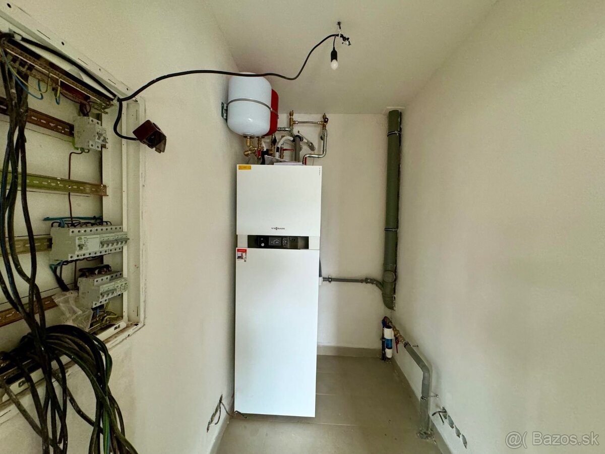 MAĎARSKO - HIDASNÉMETI - NOVOSTAVBA 4 IZBOVÝ RD 161 M2, TERA - 3