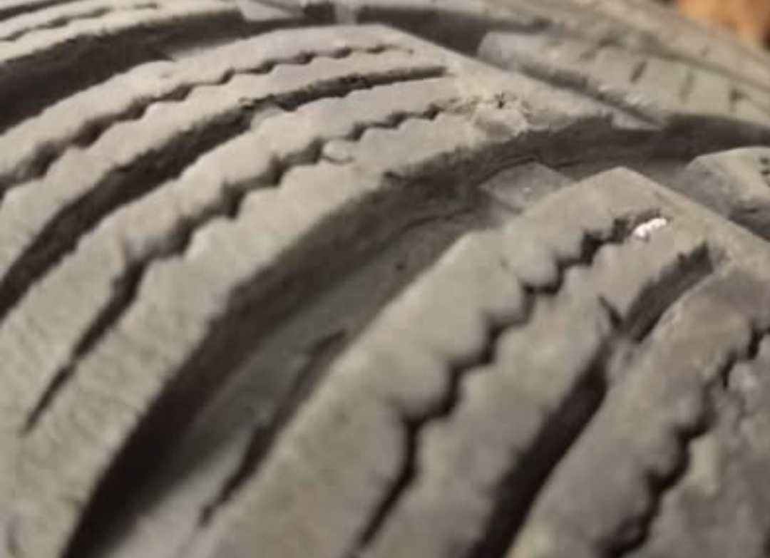 225 55 r18 cena za 2ks zimné pneumatiky Nokian - 3