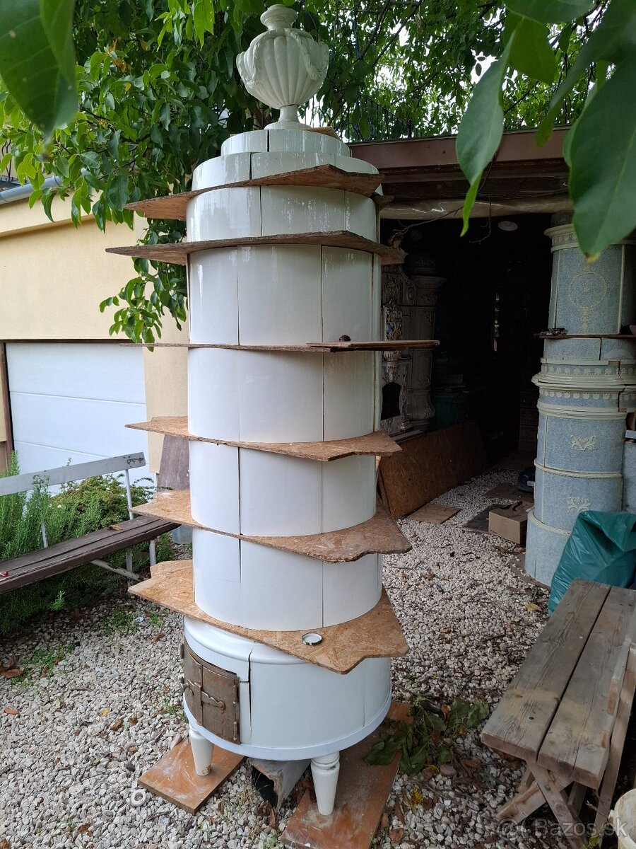 Kachlova pec starožitná - 3