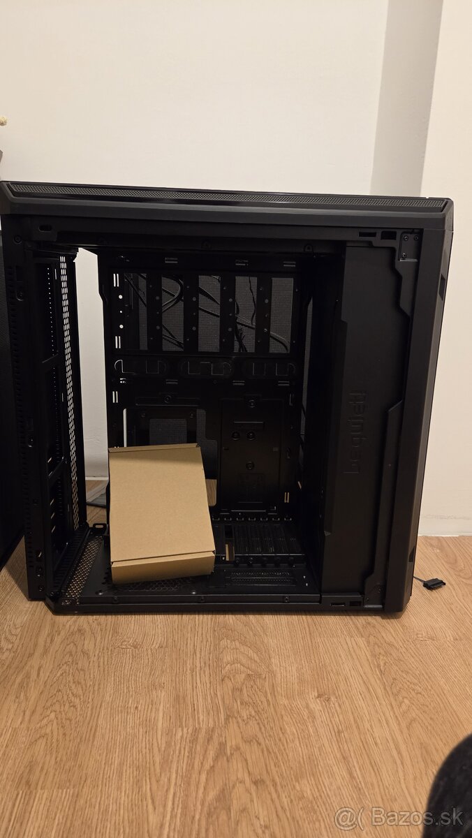 Predam be quiet Silent Base 801 Black - 3