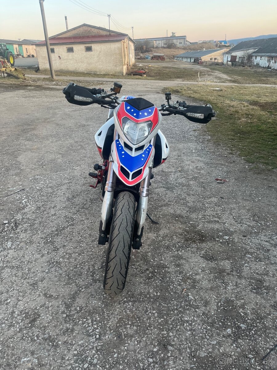 Ducati Hypermotard 1100 - 3