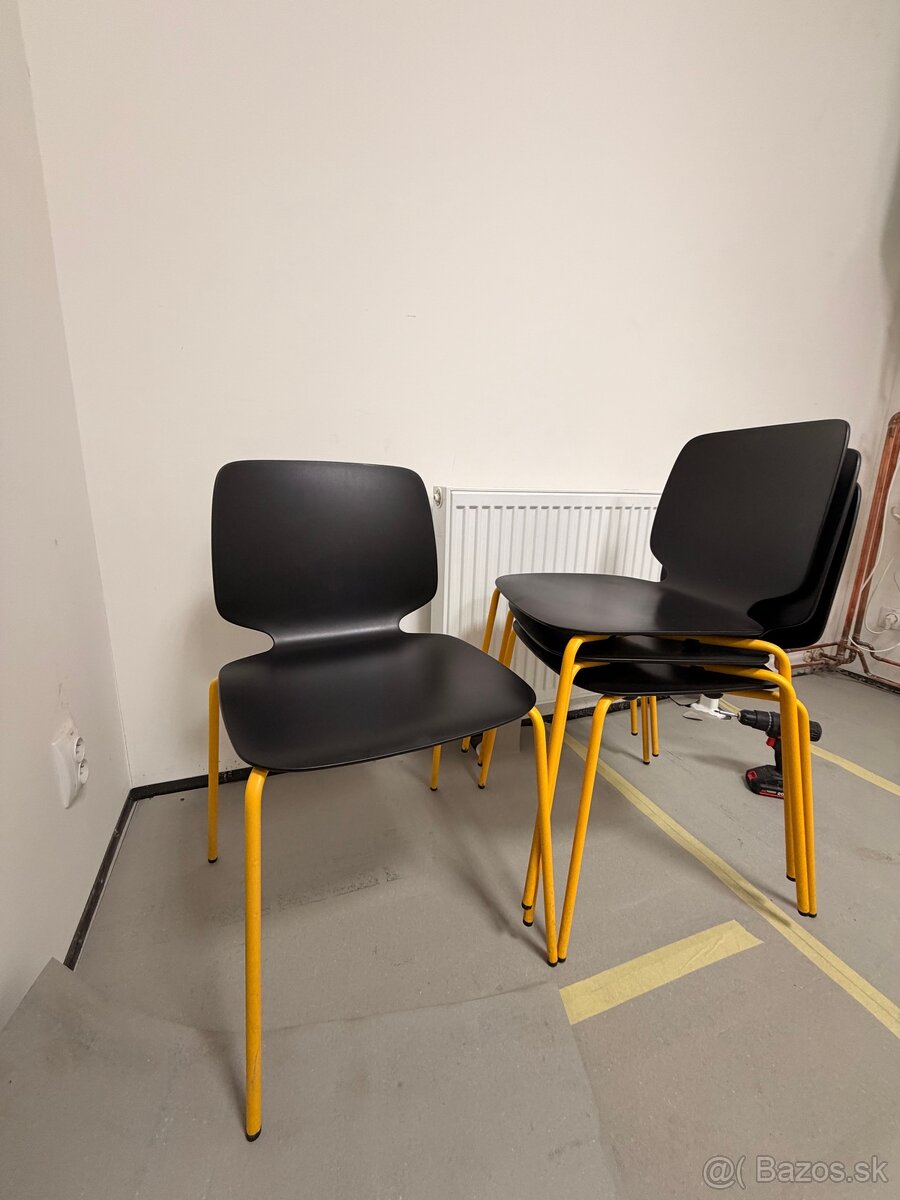 Predám moderné stoličky – 4 ks - 3