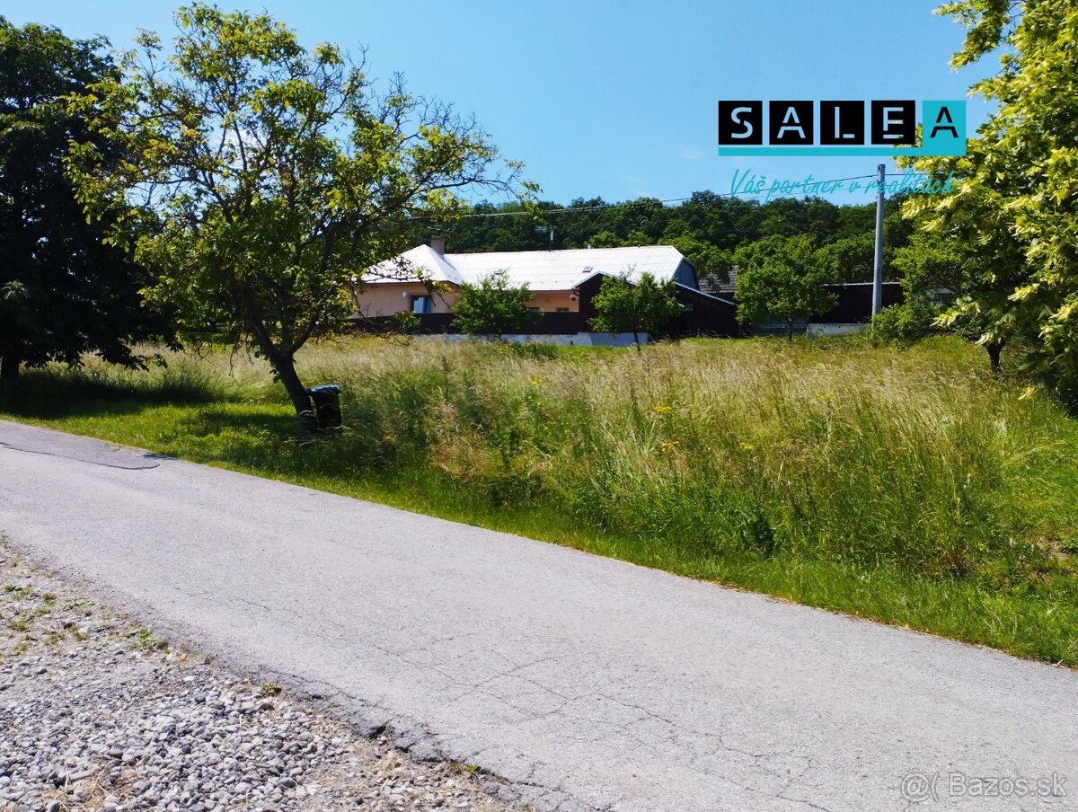 Na predaj stavebný pozemok v obci Bošáca o výmere 1. 600 m2 - 3