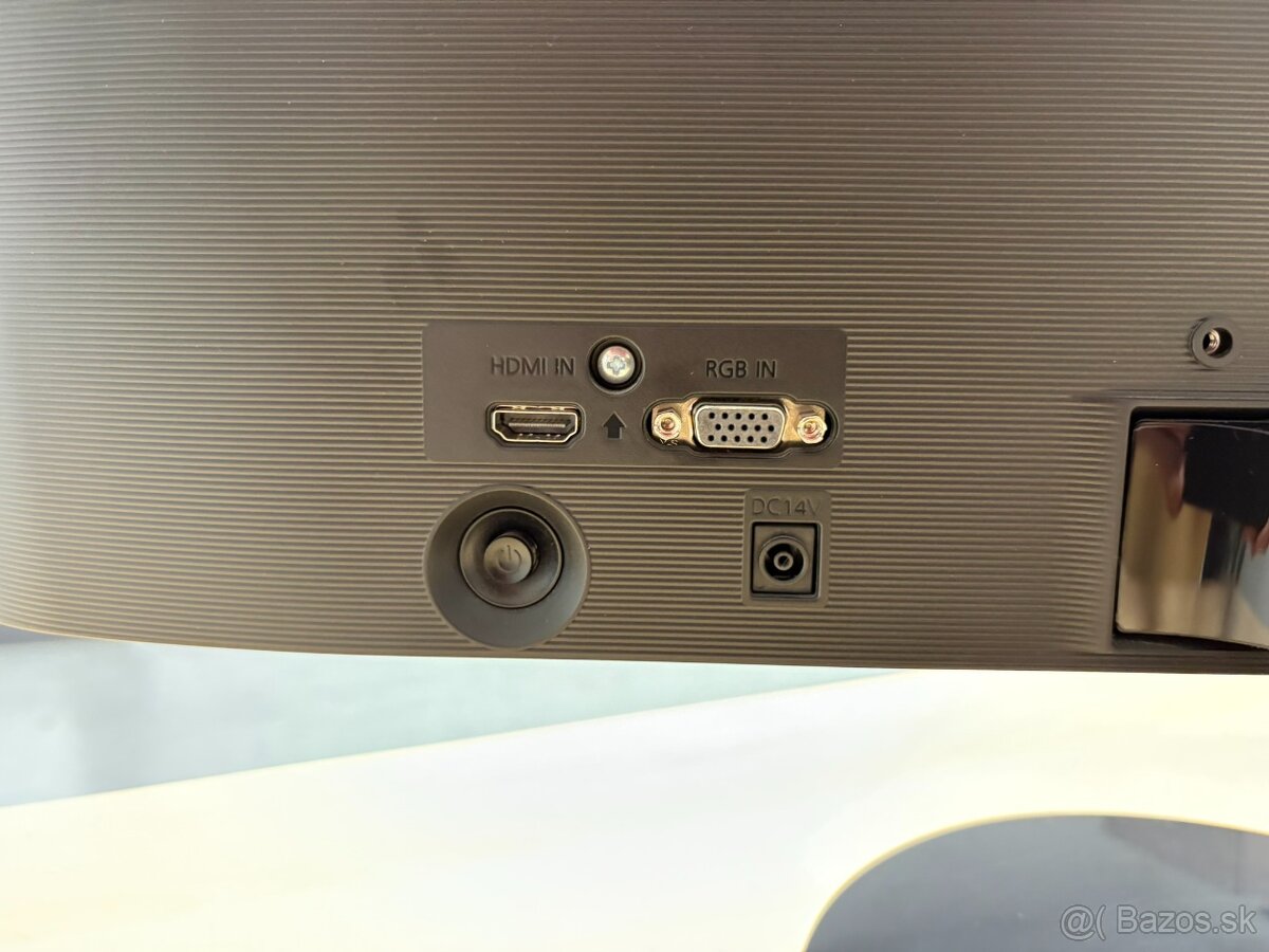 Monitor Samsung 24" - 3